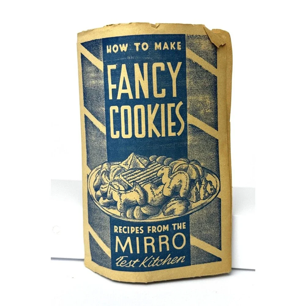 Vintage Mirro Aluminum Cookie Pastry Press 7 Discs Booklet Box Base USA